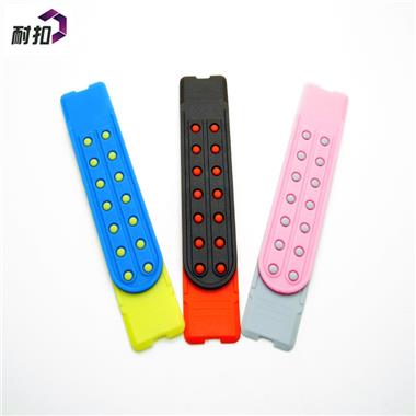 塑膠帽子配件 七孔單排膠扣 全新環(huán)保料 廠家大量生產銷售